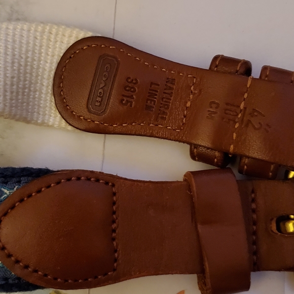 Assorted Vineyard Vine and 1 Coach Mens belts - Picture 2 of 5